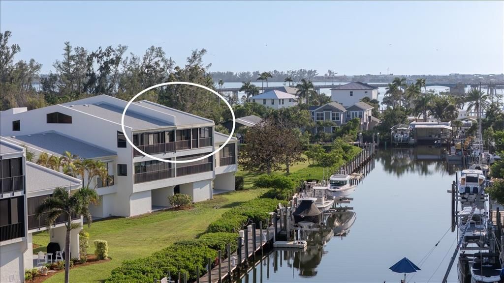 For Sale: $675,000 (2 beds, 2 baths, 1546 Square Feet)