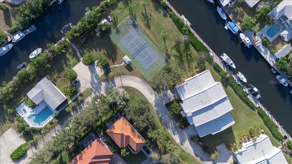 For Sale: $675,000 (2 beds, 2 baths, 1546 Square Feet)