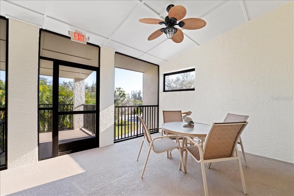 For Sale: $675,000 (2 beds, 2 baths, 1546 Square Feet)