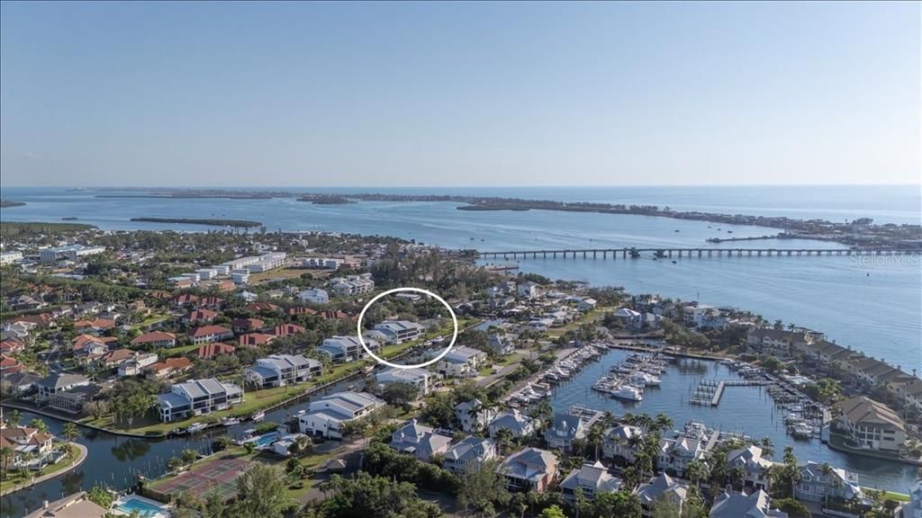 For Sale: $675,000 (2 beds, 2 baths, 1546 Square Feet)