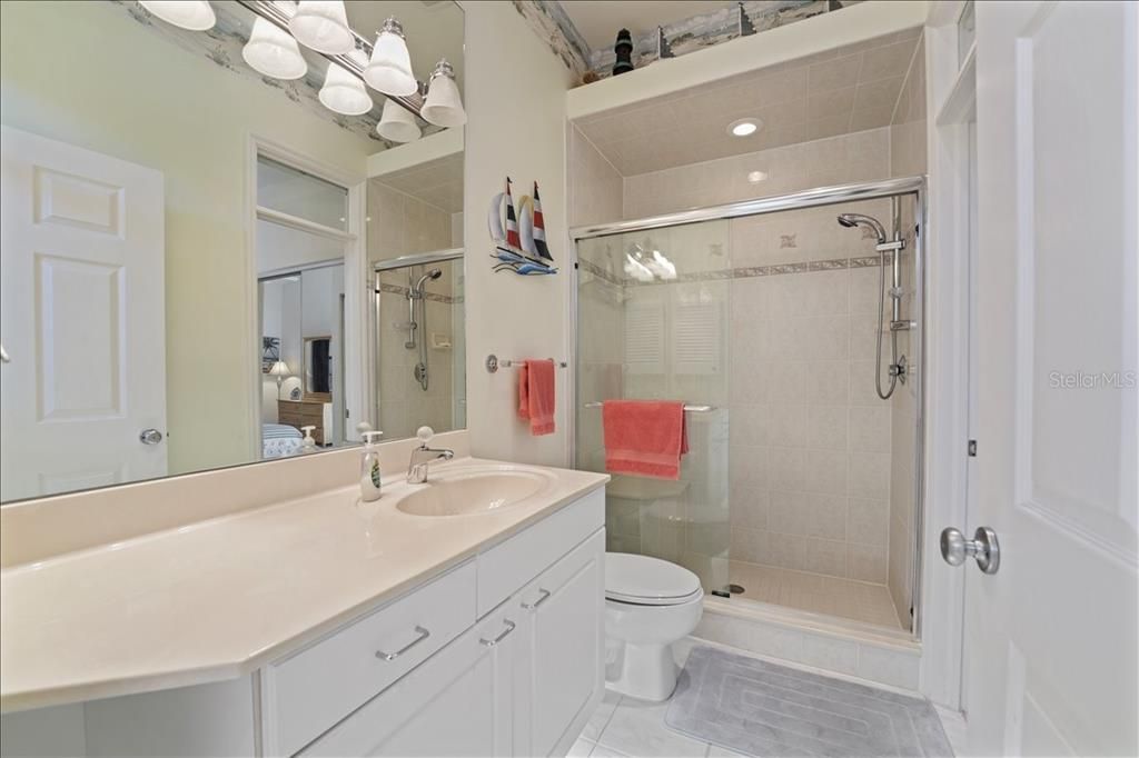 For Sale: $675,000 (2 beds, 2 baths, 1546 Square Feet)