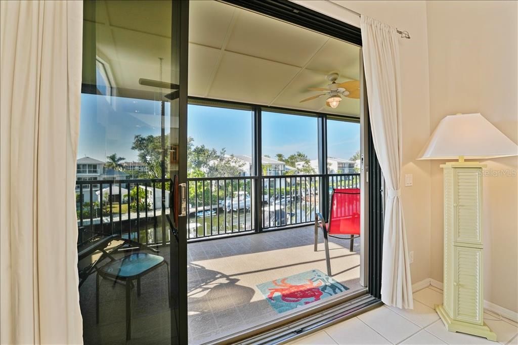 For Sale: $675,000 (2 beds, 2 baths, 1546 Square Feet)