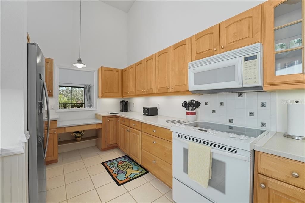 For Sale: $675,000 (2 beds, 2 baths, 1546 Square Feet)