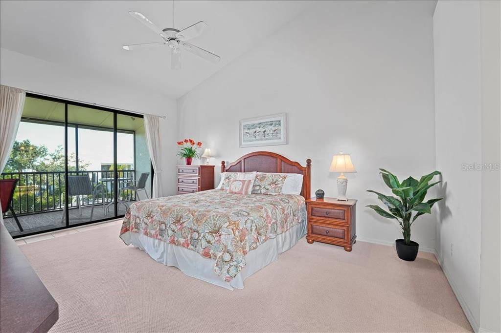 For Sale: $675,000 (2 beds, 2 baths, 1546 Square Feet)