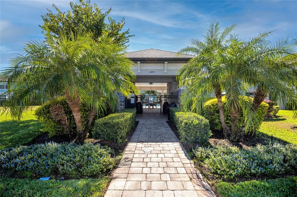 En Venta: $392,000 (2 camas, 2 baños, 1571 Pies cuadrados)