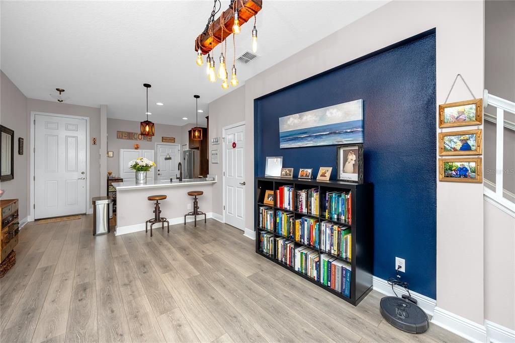 En Venta: $392,000 (2 camas, 2 baños, 1571 Pies cuadrados)