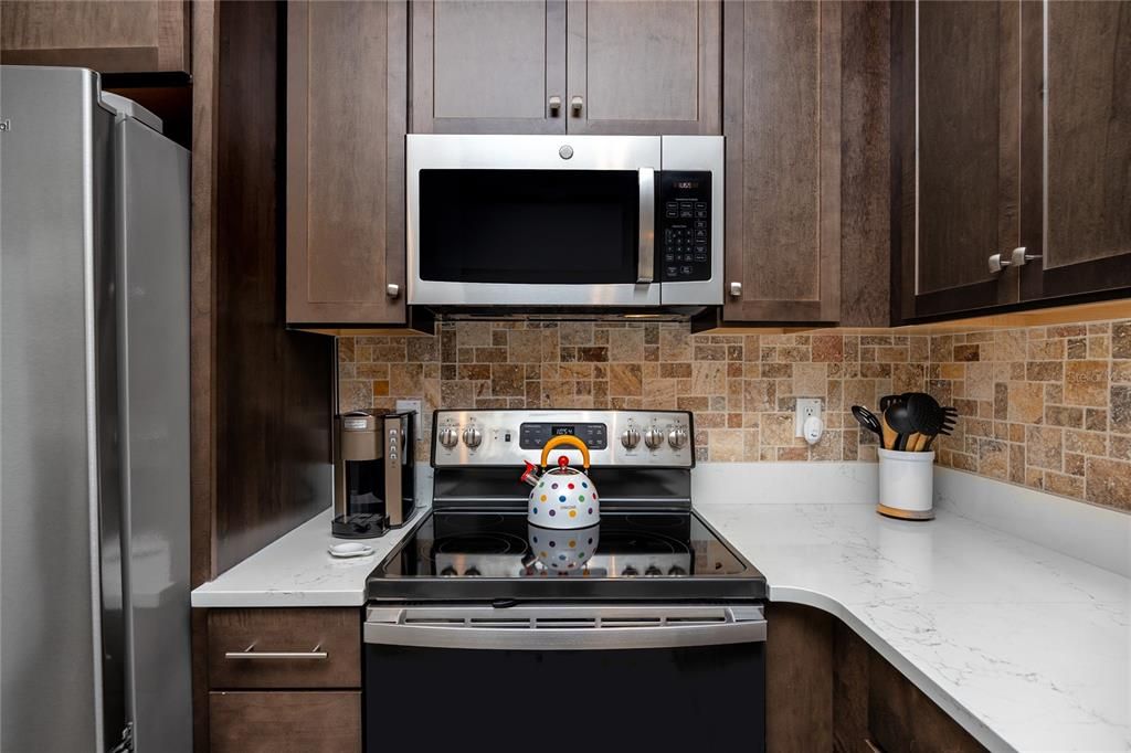 En Venta: $392,000 (2 camas, 2 baños, 1571 Pies cuadrados)