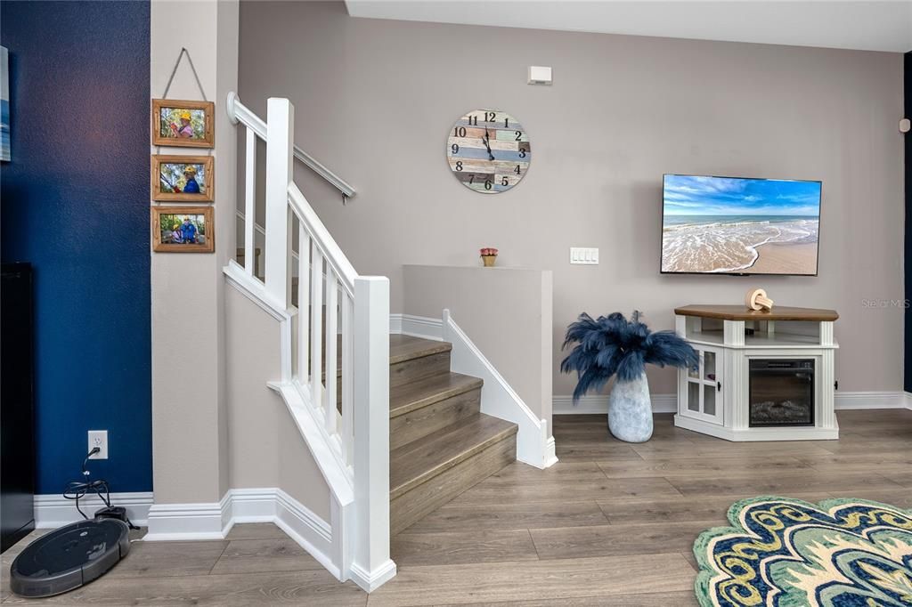 En Venta: $392,000 (2 camas, 2 baños, 1571 Pies cuadrados)