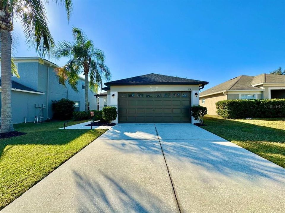 For Rent: $2,000 (3 beds, 2 baths, 1263 Square Feet)