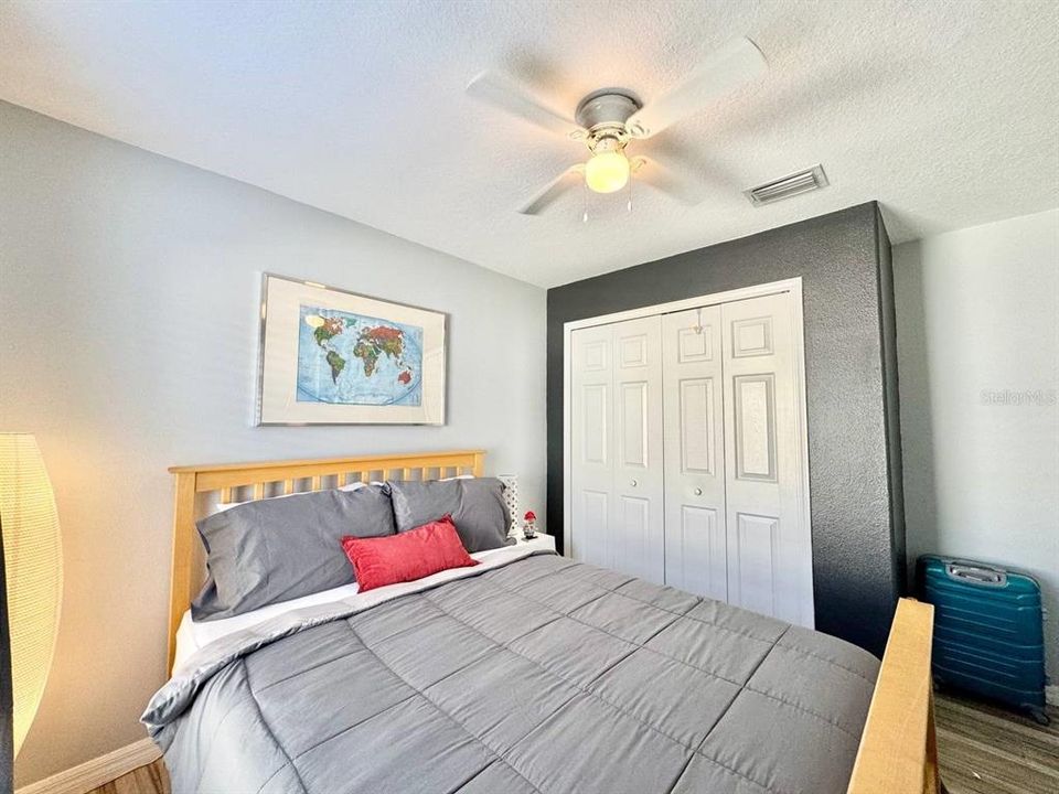 For Rent: $2,000 (3 beds, 2 baths, 1263 Square Feet)