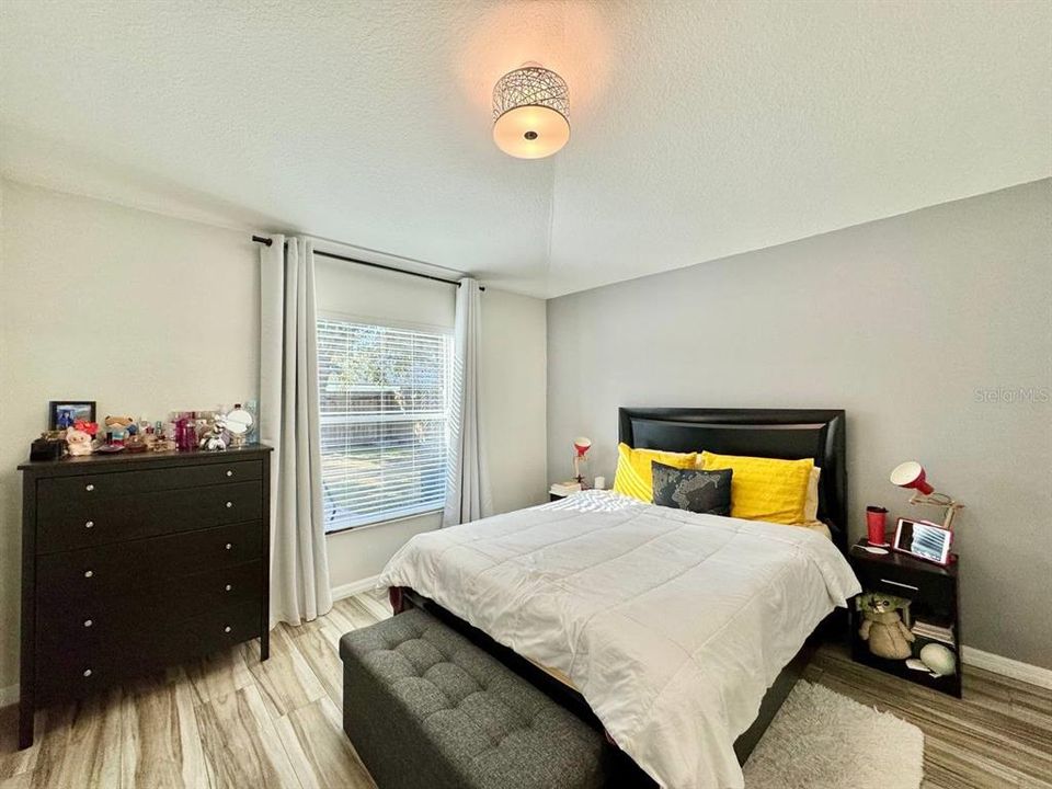 For Rent: $2,000 (3 beds, 2 baths, 1263 Square Feet)