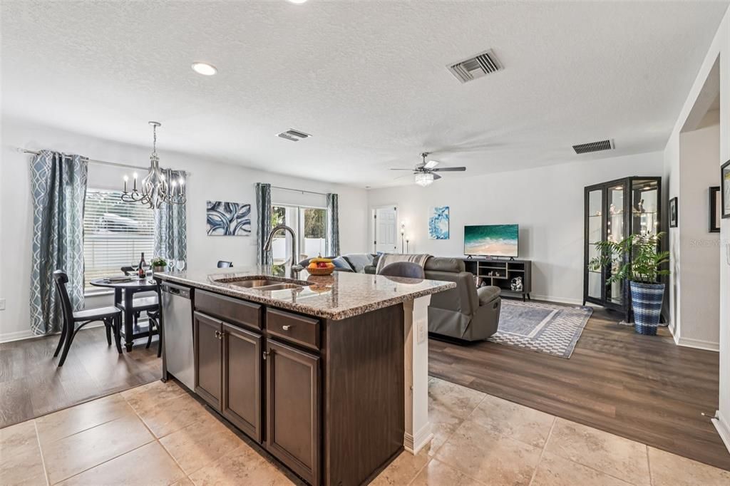 For Sale: $317,000 (3 beds, 2 baths, 1508 Square Feet)