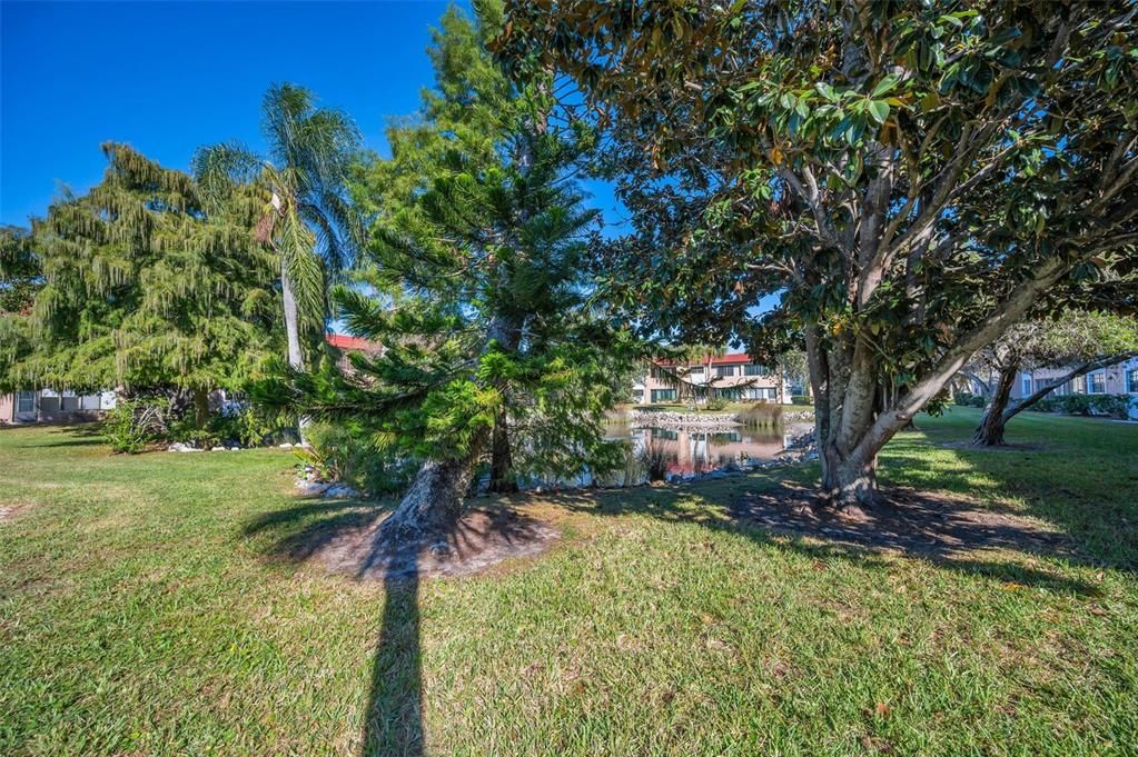 For Sale: $209,000 (2 beds, 2 baths, 1068 Square Feet)