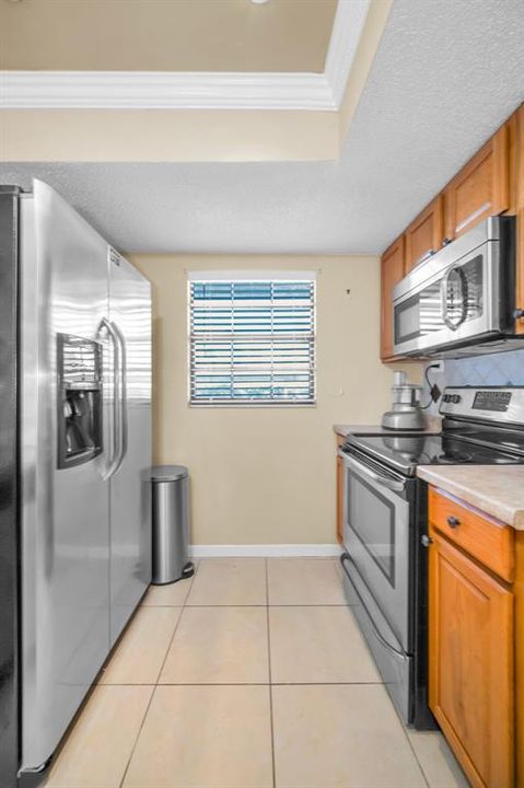 For Sale: $209,000 (2 beds, 2 baths, 1068 Square Feet)