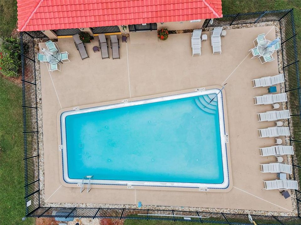 For Sale: $209,000 (2 beds, 2 baths, 1068 Square Feet)