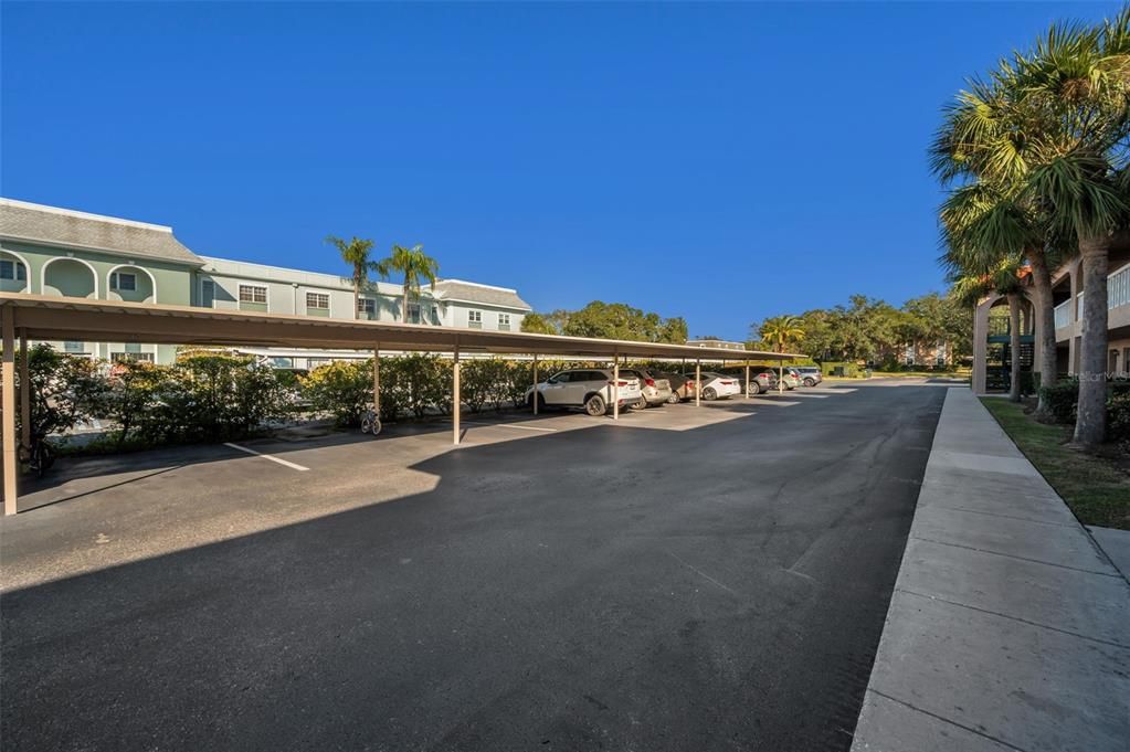 For Sale: $209,000 (2 beds, 2 baths, 1068 Square Feet)