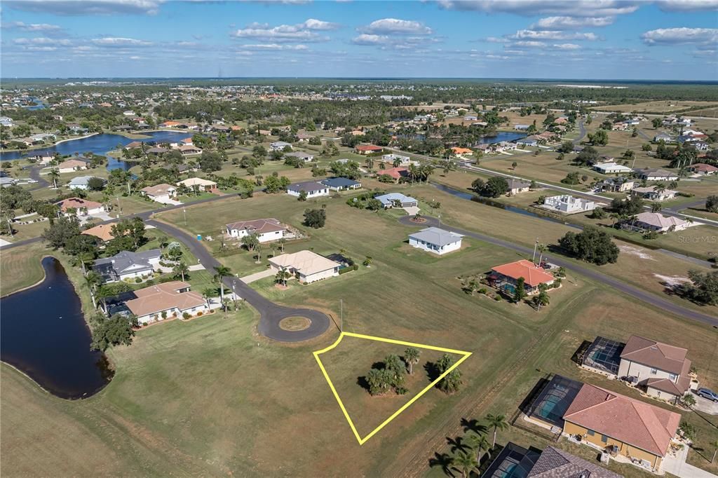 En Venta: $38,900 (0.28 acres)