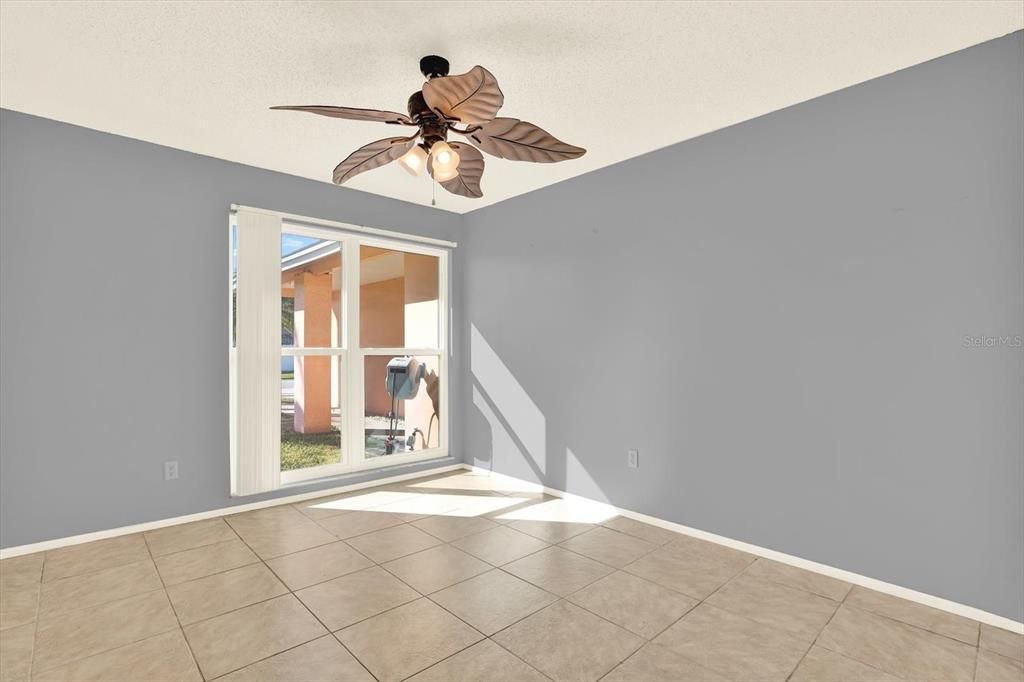 Active With Contract: $540,000 (4 beds, 2 baths, 1614 Square Feet)