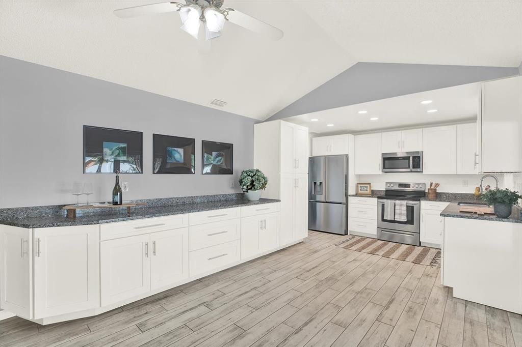 Active With Contract: $540,000 (4 beds, 2 baths, 1614 Square Feet)