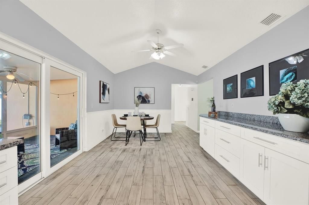 Active With Contract: $540,000 (4 beds, 2 baths, 1614 Square Feet)