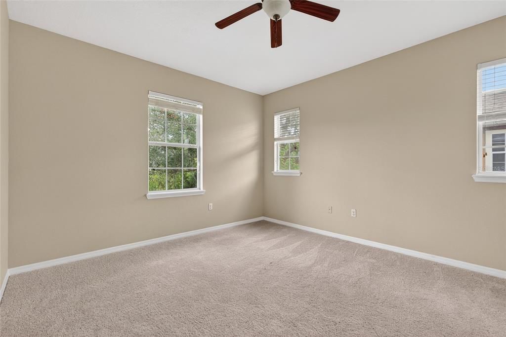 For Sale: $225,000 (2 beds, 2 baths, 1260 Square Feet)