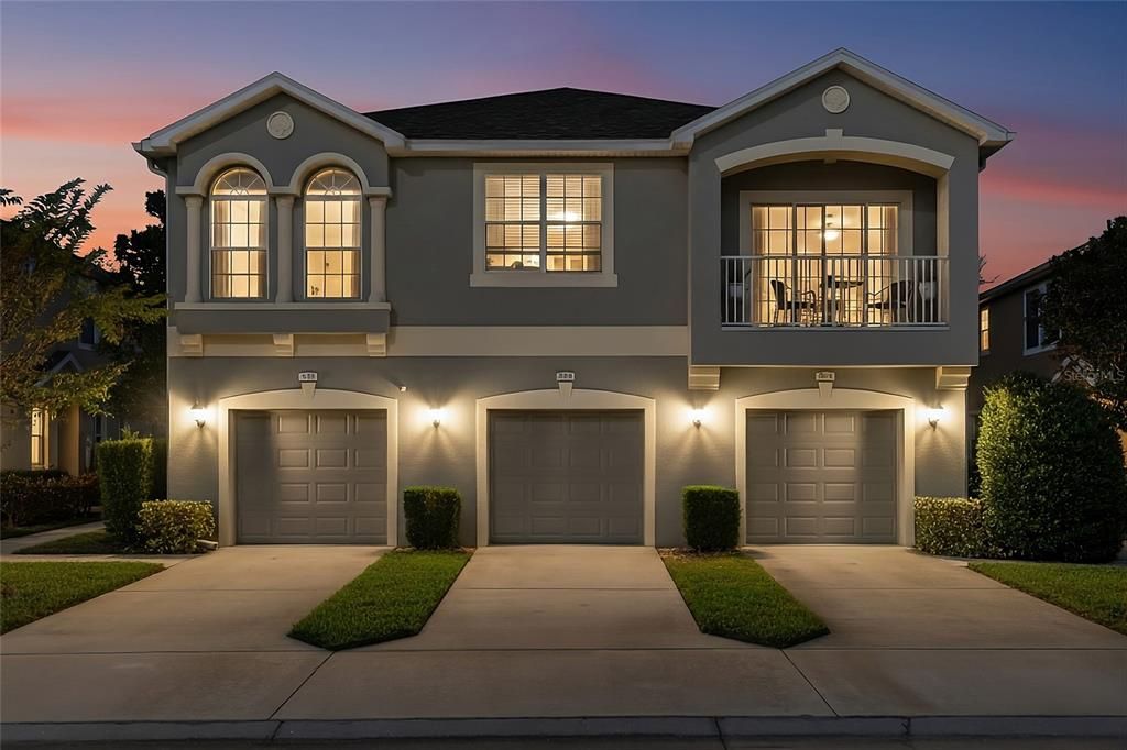 For Sale: $225,000 (2 beds, 2 baths, 1260 Square Feet)