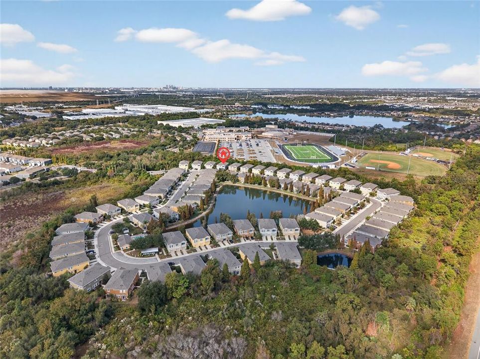 For Sale: $225,000 (2 beds, 2 baths, 1260 Square Feet)