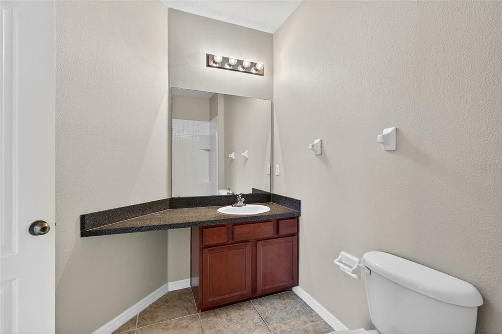 For Sale: $225,000 (2 beds, 2 baths, 1260 Square Feet)