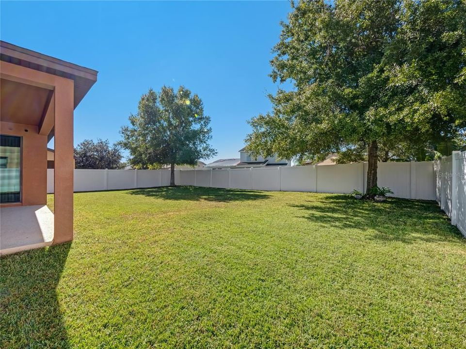 На продажу: $329,900 (3 спален, 2 ванн, 1563 Квадратных фут)