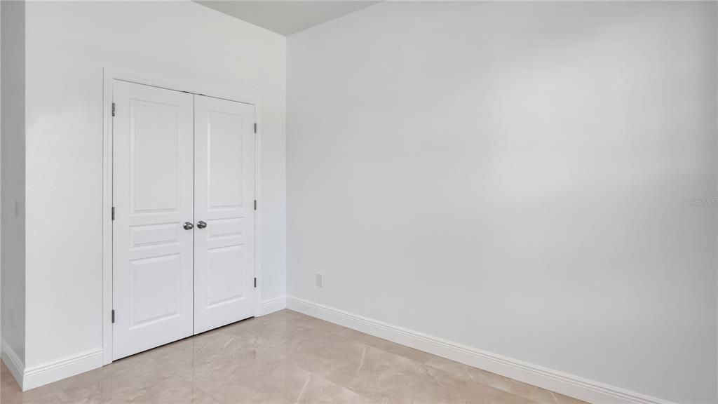 На продажу: $329,900 (3 спален, 2 ванн, 1563 Квадратных фут)