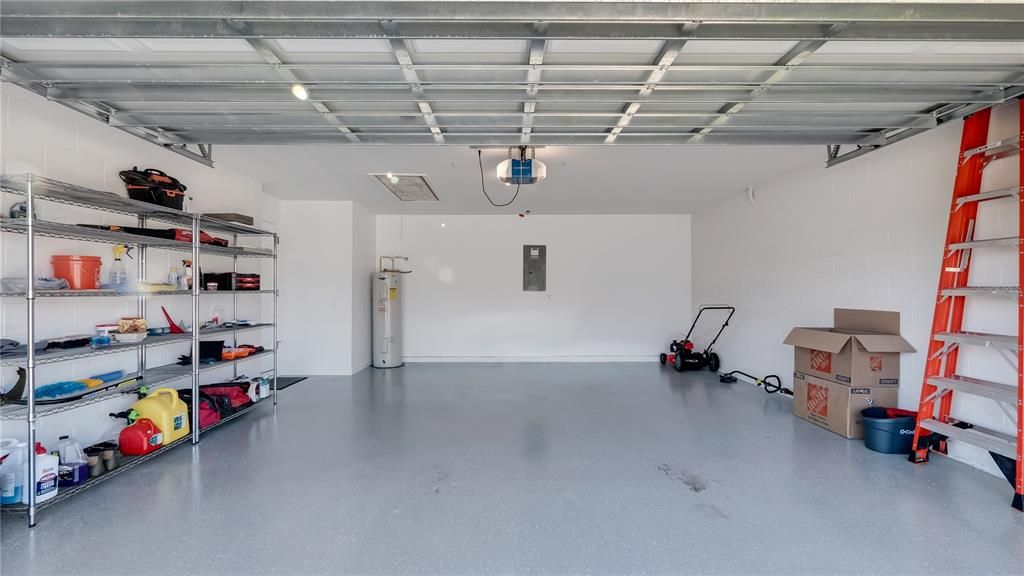 На продажу: $329,900 (3 спален, 2 ванн, 1563 Квадратных фут)