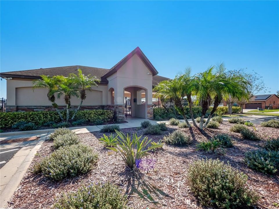 На продажу: $329,900 (3 спален, 2 ванн, 1563 Квадратных фут)