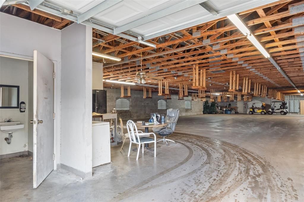 For Sale: $4,400,000 (0 beds, 0 baths, 14978 Square Feet)