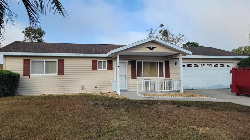 For Sale: $159,000 (2 beds, 2 baths, 1102 Square Feet)