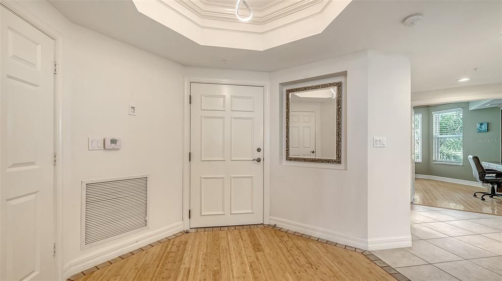 For Sale: $690,000 (3 beds, 3 baths, 2203 Square Feet)