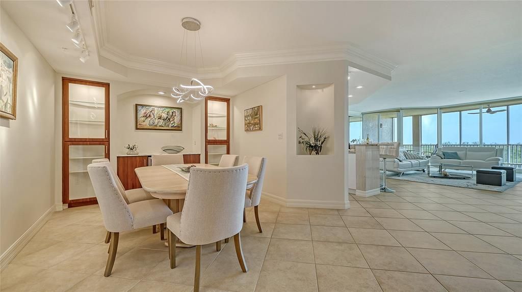 For Sale: $690,000 (3 beds, 3 baths, 2203 Square Feet)