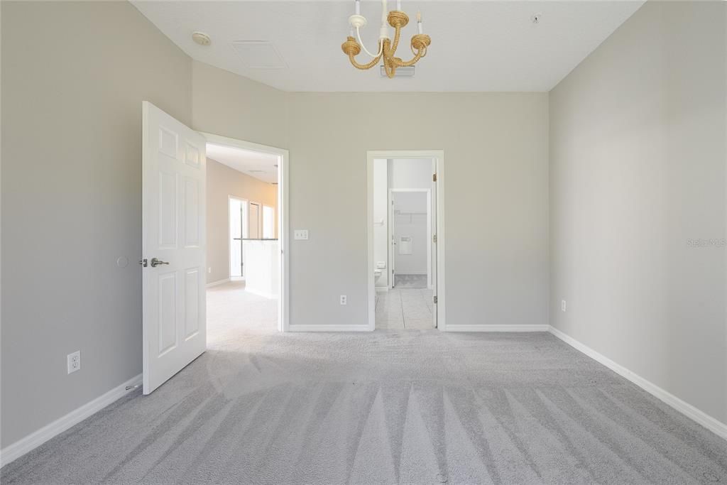 待售: $259,000 (3 贝兹, 2 浴室, 1380 平方英尺)