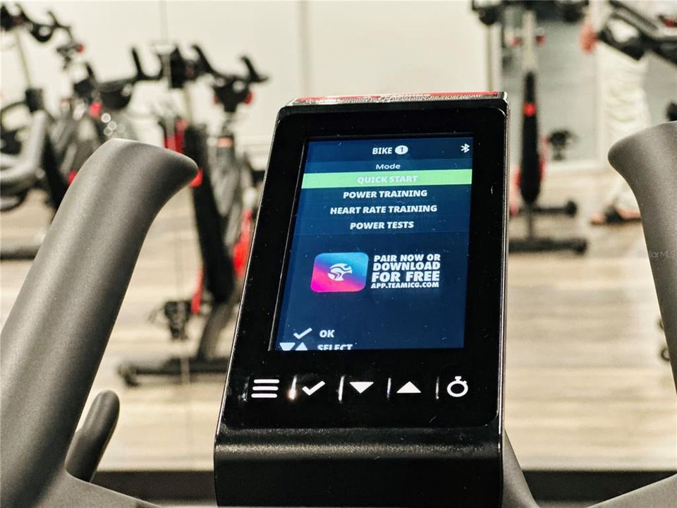 出租: $3,200 (1 贝兹, 1 浴室, 1602 平方英尺)