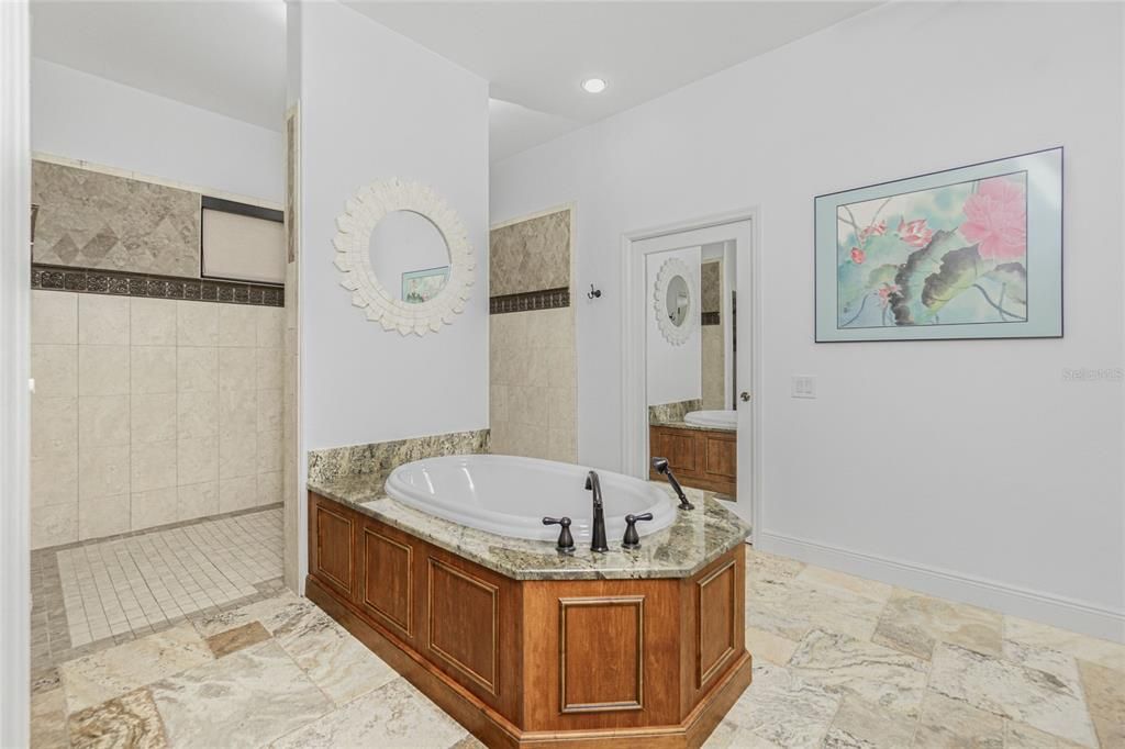 For Sale: $1,575,000 (4 beds, 3 baths, 2908 Square Feet)