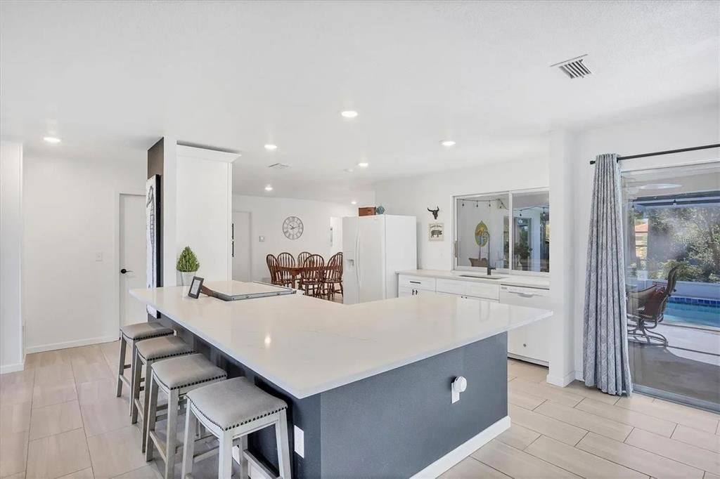 For Rent: $4,500 (3 beds, 2 baths, 1624 Square Feet)