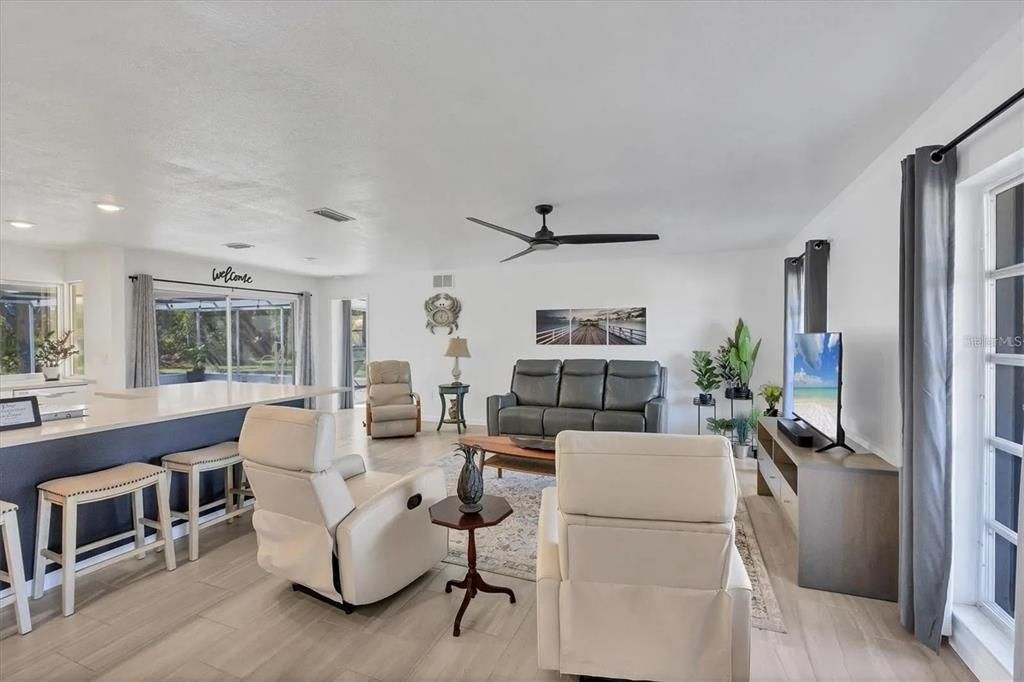 For Rent: $4,500 (3 beds, 2 baths, 1624 Square Feet)