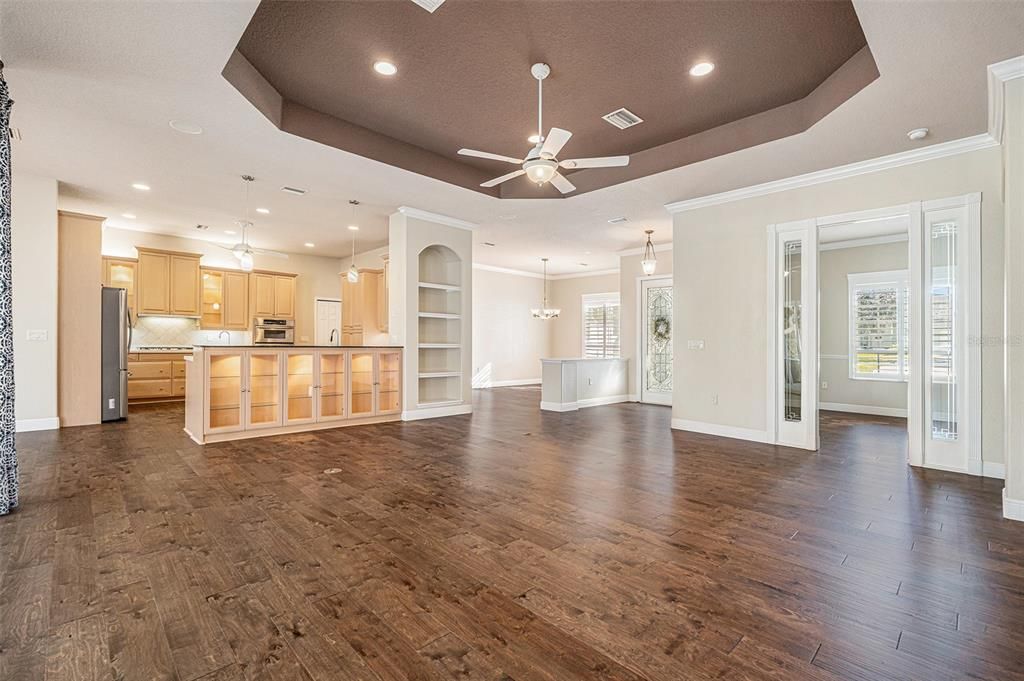 待售: $465,000 (4 贝兹, 3 浴室, 2722 平方英尺)