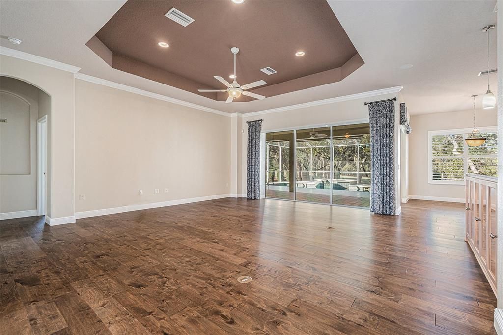 待售: $465,000 (4 贝兹, 3 浴室, 2722 平方英尺)