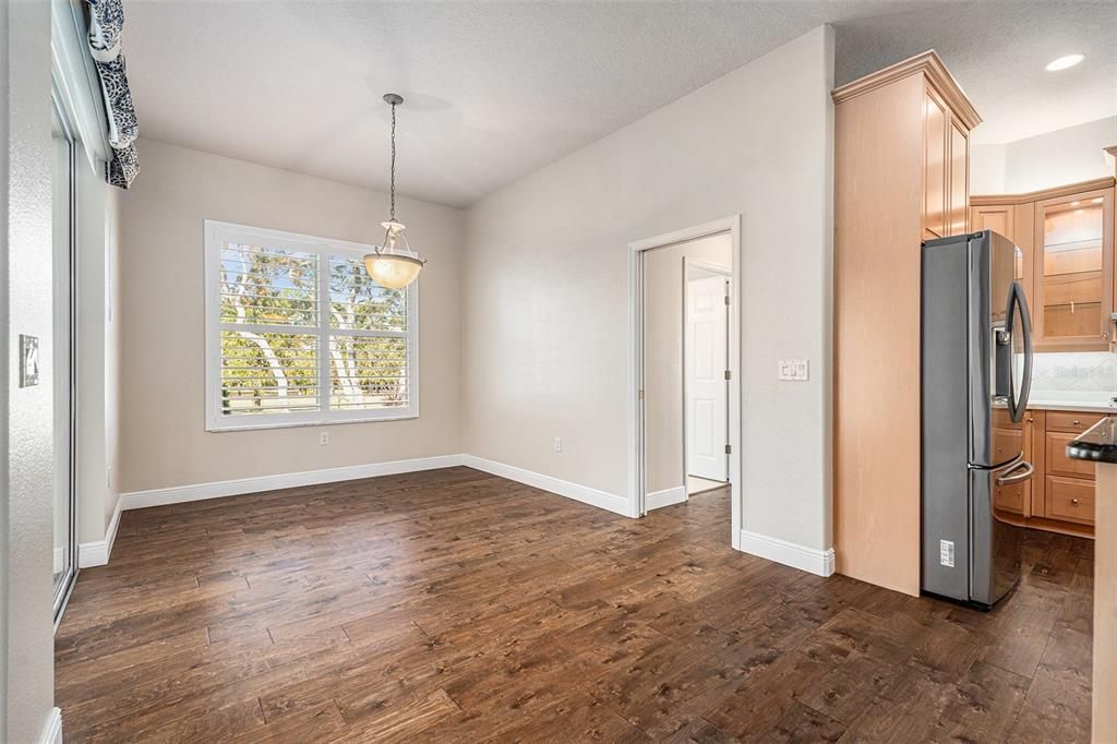 待售: $465,000 (4 贝兹, 3 浴室, 2722 平方英尺)