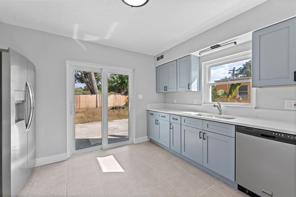 En Venta: $270,000 (3 camas, 1 baños, 1022 Pies cuadrados)