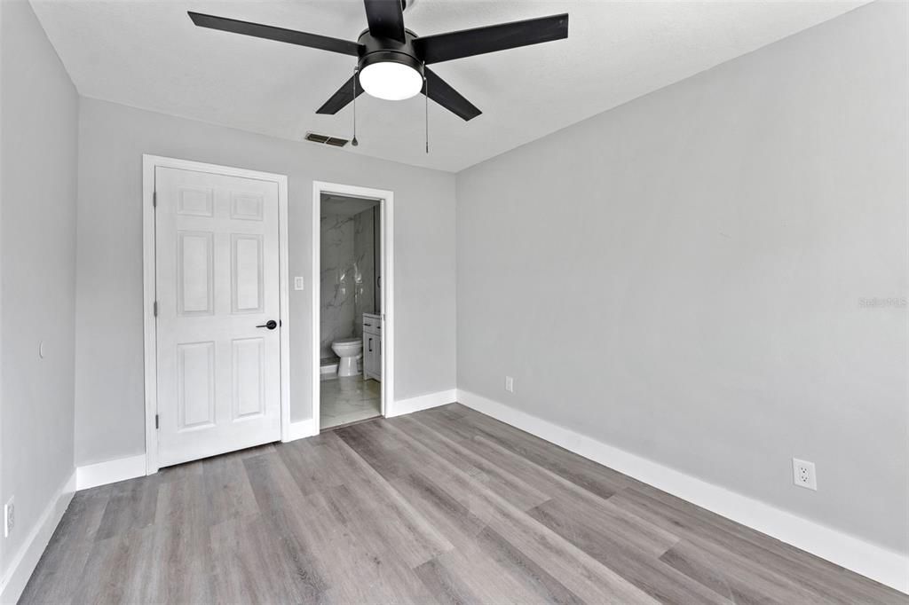 En Venta: $270,000 (3 camas, 1 baños, 1022 Pies cuadrados)