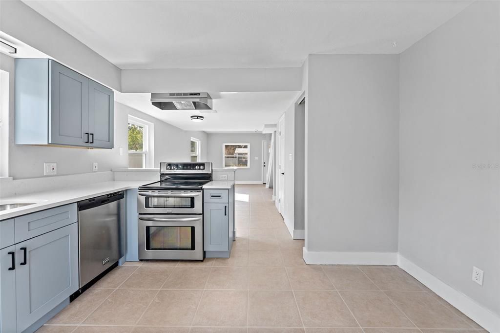 En Venta: $270,000 (3 camas, 1 baños, 1022 Pies cuadrados)