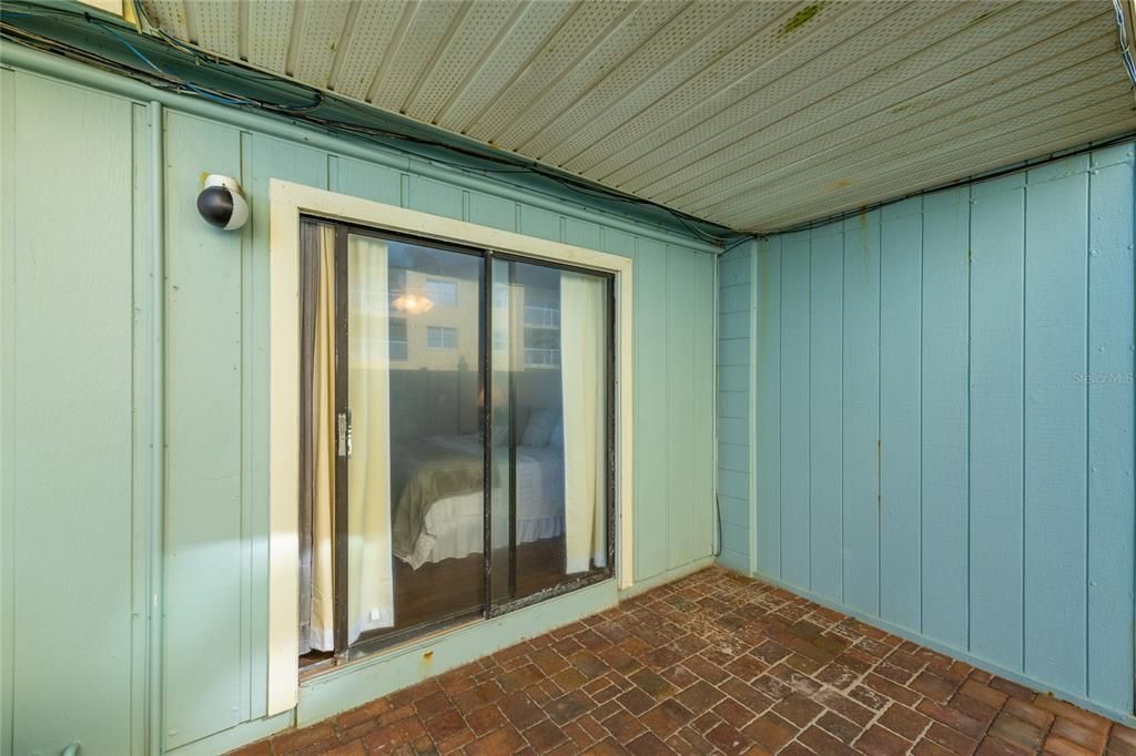 For Sale: $184,900 (1 beds, 1 baths, 507 Square Feet)