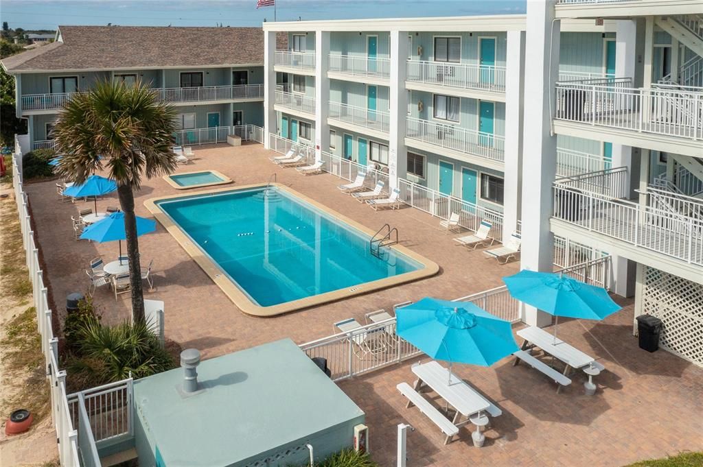 For Sale: $184,900 (1 beds, 1 baths, 507 Square Feet)