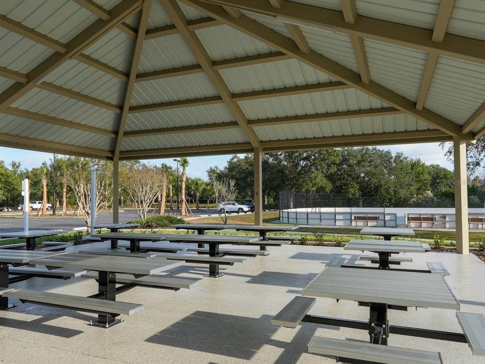 For Sale: $625,000 (4 beds, 3 baths, 2572 Square Feet)